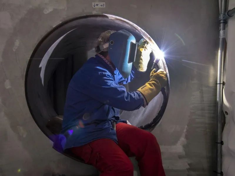 ITER vacuum vessel inspection — Copyright: F4E in collaboration with Ansaldo, Westinghouse, Walter Tosto (AMW)